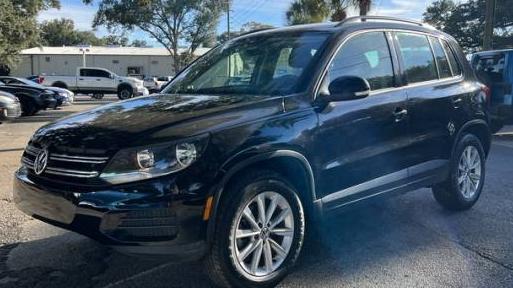 VOLKSWAGEN TIGUAN LIMITED 2018 WVGAV7AX6JK002024 image